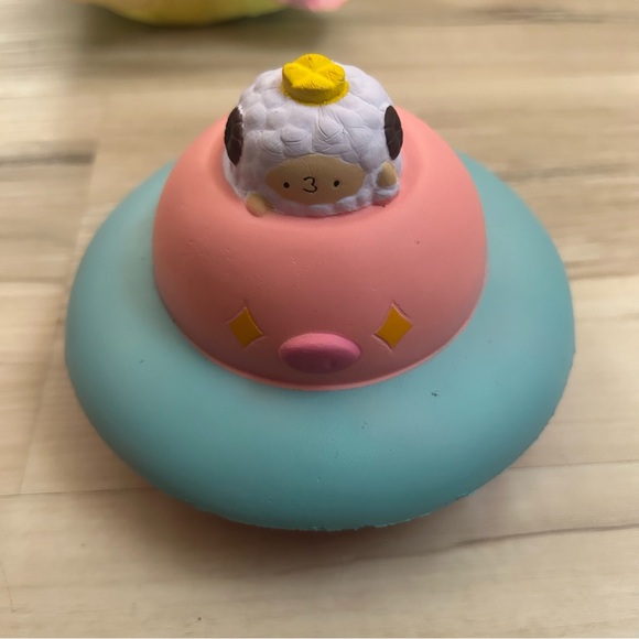 Cute Creative Squishies Deep Sea Cuties Squid And UFO Sheep Lot Bundle - Picture 8 of 11